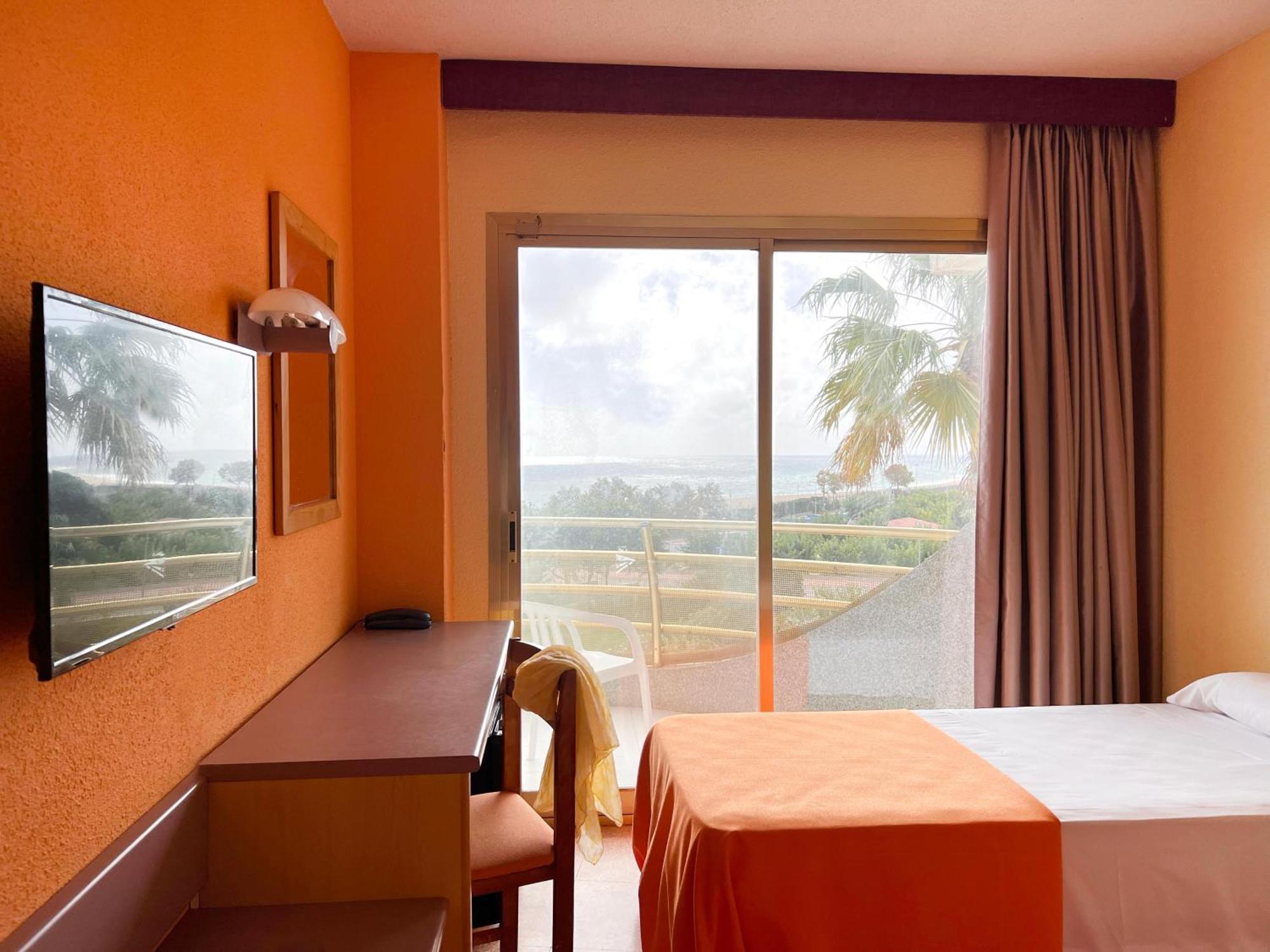 Hotel Mercury By Alegria 4*